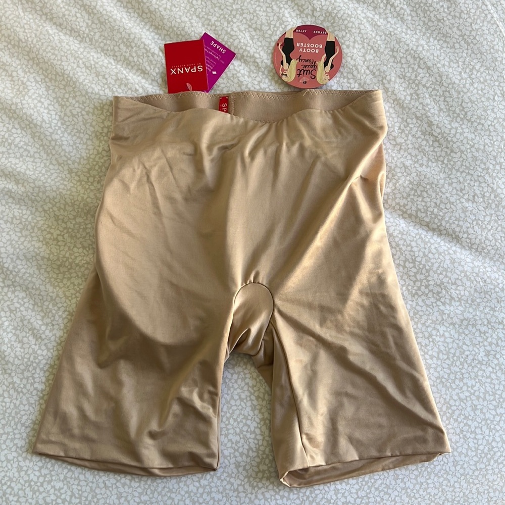 Spanx Butt Enhancer in shade Natural Glam NWT